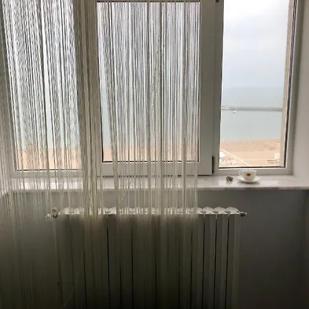 Lägenhet Faleza Nord 3 Constanţa